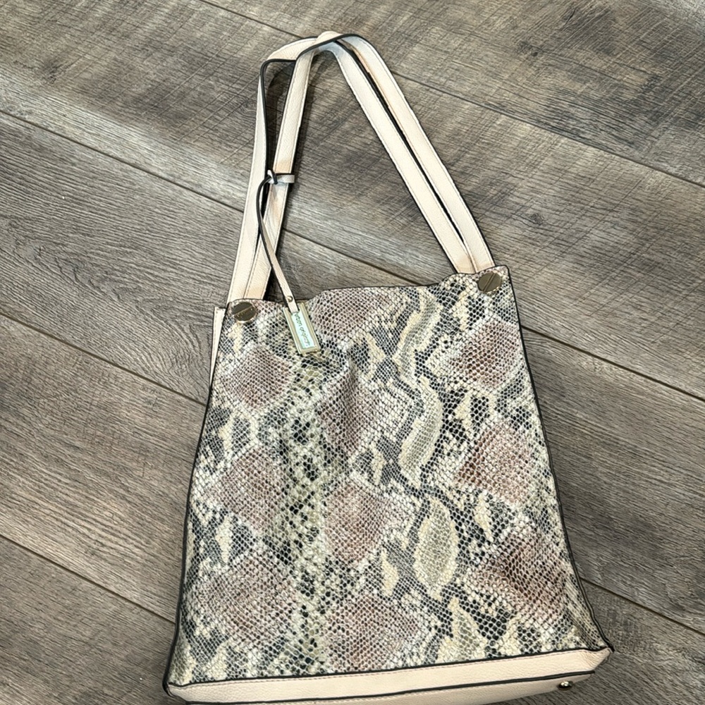 Urban Originals gently used bag